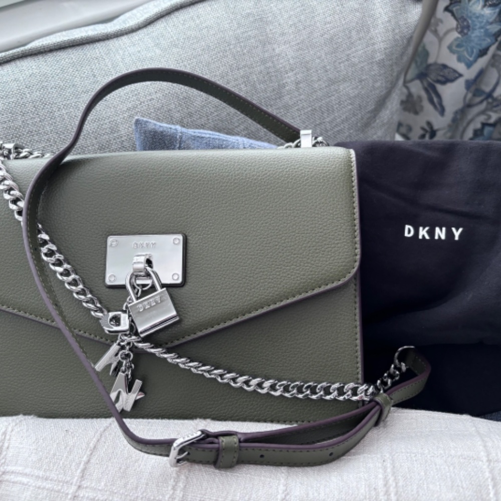 DKNY Should Bag